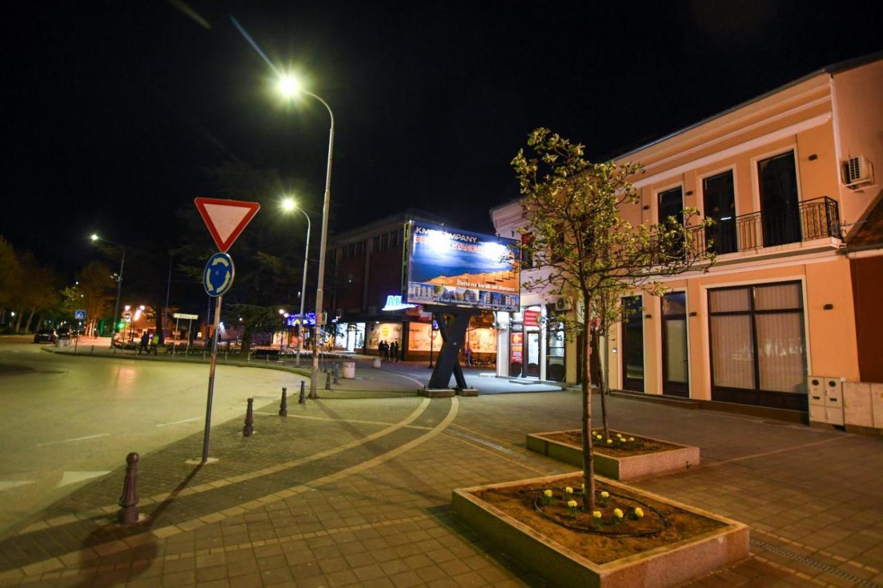 Central Apartments Kladovo Exterior foto